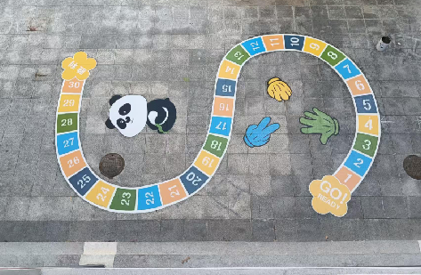  岐山地面游戏彩绘